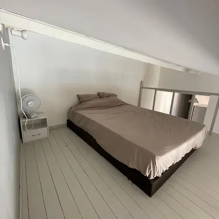 Studio Avec Piscine Apartment Hyeres